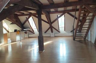 Wohnung mieten in Lange Strasse 13, 96047 Bamberg, Schöne, ruhige 2,5-Zimmer Wohnung im DG mit tollem Ambiente in Bester Lage - Bamberg-Insel