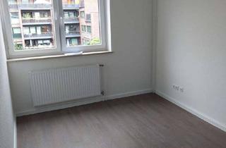 Wohnung mieten in 21465 Reinbek, Modernisierte 3-Zimmer-Wohnung im Zentrum Reinbeks
