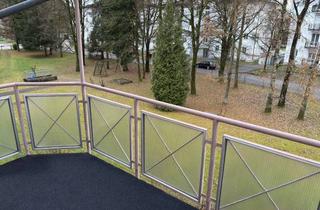 Wohnung mieten in Hofer Straße, 83301 Traunreut, Renovierte und helle 1-Zimmer Wohnung mit überdachtem Südbalkon in Traunreut