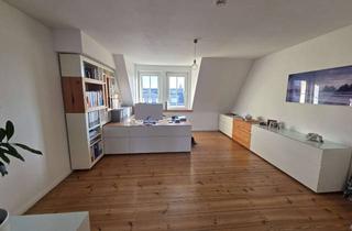 Lofts mieten in August-Bebel-Straße 48, 15344 Strausberg, Top - geräumige Zwei-Zimmer Loft mit Seeblick, Garten und EBK