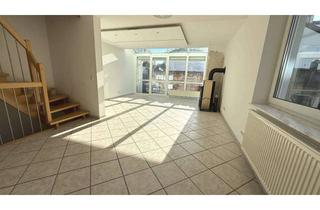 Haus kaufen in Quellenstraße 2/4, 71157 Hildrizhausen, Großzügiges, renoviertes 5,5-Zimmer Reiheneckhaus mit Terrasse und Einbauküche