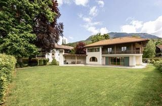 Villa kaufen in 82467 Garmisch-Partenkirchen, Hochklassig sanierte Landhaus-Villa mit traumhaftem Blick auf die Zugspitze