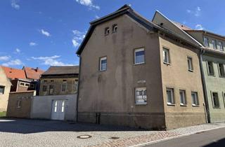 Haus kaufen in 01623 Lommatzsch, Ihr neues Zuhause: Stadthaus mit Innenhof im Zentrum von Lommatzsch