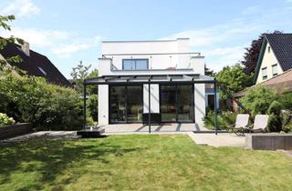 Villa kaufen in 25462 Rellingen, Wo Stil auf Komfort trifft – Ihre Stadtvilla mit Lift