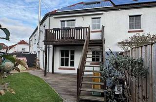 Haus kaufen in 30966 Hemmingen, Reihenmittelhaus mit Garten und 2 Carportstellplätzen