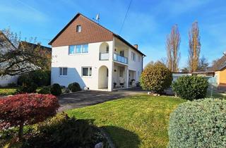Haus kaufen in 85290 Geisenfeld, Geisenfeld! Wohnhaus mit Holzkamin, Freisitz, Nebengebäude, 2 Garagen, Keller und großem Garten!