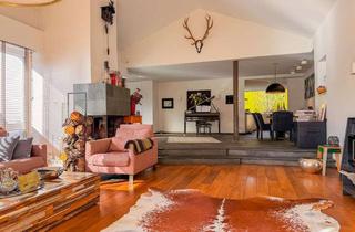 Villa kaufen in Am Waldrand, 81827 Trudering-Riem, Exklusive Villa idyllischer Lage am Waldrand von Trudering mit Doppelgarage