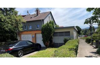 Einfamilienhaus kaufen in Binzengrün, 79114 Weingarten, Einfamilienhaus/Doppelhaushälfte mit 9 Zimmern in Freiburg-Weingarten