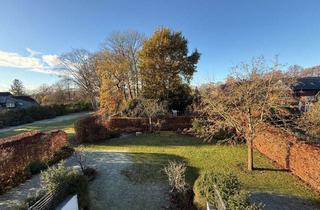 Villa kaufen in 22941 Bargteheide, Luxuriöse Villa mit allem Komfort, viel Platz, besonderer Ausstattung, Schwimmbad... in Bargteheide