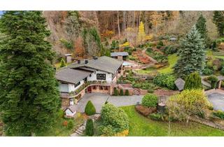 Villa kaufen in 66987 Thaleischweiler-Fröschen, Eindrucksvolle Landhausvilla mit parkähnlichem Gartenbereich