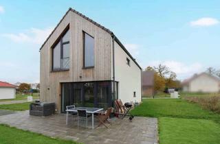 Haus kaufen in 18445 Klausdorf, Modernes Ferienhaus mit Boddenblick – Idyllische Lage im neuen Ferienhausgebiet