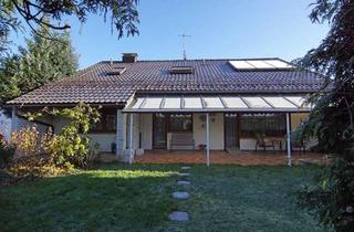 Haus kaufen in 90574 Roßtal, Roßtal: Mehrgenerationenhaus mit Garage in S-Bahn-Lauflage