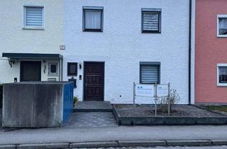 Haus mieten in 86169 Hammerschmiede, Großes und gepflegtes Haus mit sechs Zimmern in Augsburg