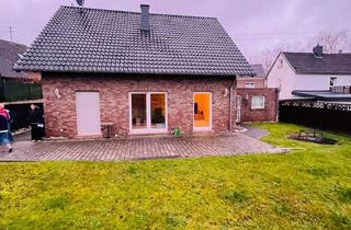 Haus mieten in 53925 Kall, Schickes Wohnhaus mit Garten und Garage