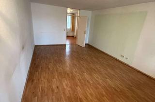 Anlageobjekt in Fritz-Erler-Straße 10, 76133 Innenstadt-Ost, Attraktive 2-Zimmer-Wohnung in Karlsruhe – zentrales Wohnen mitten in der Stadt