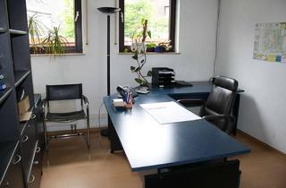 Büro zu mieten in Brunnenstr., 71032 Böblingen, heller großer Büroraum ca.25 qm, (gesamt 180qm), in zentraler Lage, in einer guten Bürogemeinschaft,