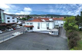 Gewerbeimmobilie kaufen in 97225 Zellingen, Aus Möbelhaus wird Multi-Tenant: Großzügige Gewerbeimmobilie mit nachhaltiger Technik!