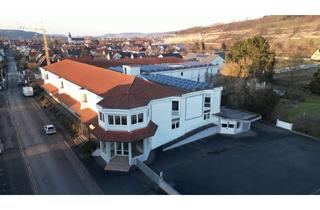 Gewerbeimmobilie kaufen in 97225 Zellingen, Aus Möbelhaus wird Multi-Tenant: Großzügige Gewerbeimmobilie mit nachhaltiger Technik!
