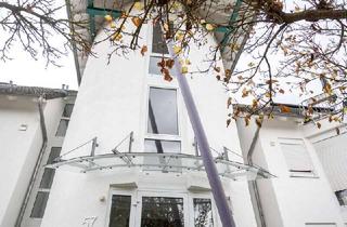 Wohnung kaufen in 61381 Friedrichsdorf, Lichtdurchflutete Gartenwohnung in Toplage – Stil, Ruhe und Komfort auf 110 m²