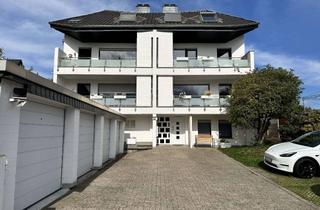 Wohnung kaufen in 44287 Aplerbecker Mark, Haus im Haus: 5-Zimmer-Maisonette-Wohnung mit Terrasse und zwei Balkonen in Dortmund Aplerbeck