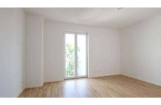 Wohnung mieten in Rigaer Straße 37D, 10247 Friedrichshain, Luxuriöse 2-Zimmer Wohnung im 3. OG mit Balkon in Friedrichshain