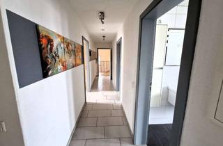 Wohnung mieten in 58730 Fröndenberg, Dachgeschosswohnung mit Gartenidylle & Einbauküche – Wohnen mit Wohlfühlfaktor in Fröndenberg-Ostbür