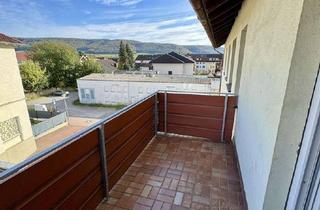 Wohnung mieten in Oesdorfer Straße 14, 31812 Bad Pyrmont, *TOP* Helle und renovierte 3-Zimmer-Wohnung mit Balkon & Einbauküche