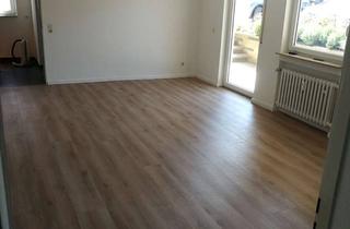 Wohnung mieten in 71083 Herrenberg, Freundliche/Großzügige 2-Zimmer-EG-Wohnung mit Terrasse und Einbauküche in Herrenberg-Kayh