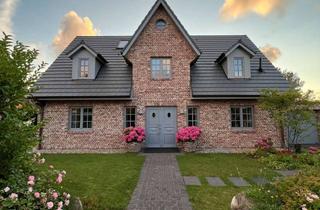 Einfamilienhaus kaufen in 25980 Sylt, Großzügiges exklusives freistehendes Einfamilienhaus mit Traumgarten in fußläufiger Strandnähe