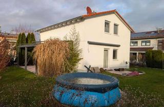 Einfamilienhaus kaufen in 86405 Meitingen, Freistehendes Einfamilienhaus mit Carport in Meitingen, OT Erlingen