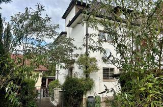 Doppelhaushälfte kaufen in 53604 Bad Honnef, Charmante Doppelhaushälfte mit viel Wohnfläche und großem Grundstück in Top-Lage!