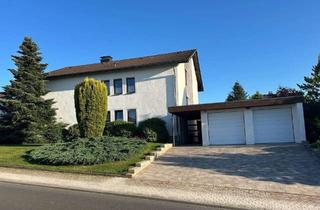 Haus kaufen in 34317 Habichtswald, Habichtswald-Ehlen: Gepflegtes Zweifamilienhaus mit wunderschönem Garten & Solarthermie