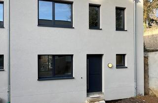 Haus mieten in Waldhausener Straße 130-165, 41061 Mönchengladbach, Innenhof | gemütliches 4-Zimmer-Townhaus (D3) mit eigenem Garten und Gäste-WC | ab sofort verfügbar!