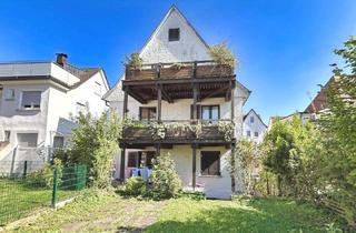 Mehrfamilienhaus kaufen in 70327 Stuttgart, Stuttgart - Nettes 3-Familienhaus mit Garage in Stuttgart-Untertürkheim