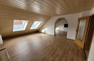 Wohnung kaufen in 92237 Sulzbach-Rosenberg, Sulzbach-Rosenberg - Renovierte 2-Zimmer DG Wohnung inkl. TG in Sulzbach-Loderhof