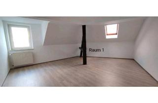 Wohnung kaufen in 08626 Adorf, Adorf/Vogtland - charmant teil-renovierte 2 Raum Wohnung im schönen Vogtland