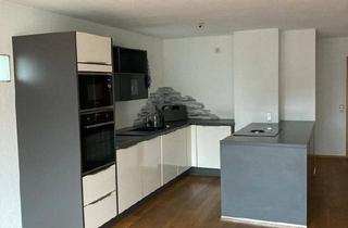 Wohnung kaufen in 78262 Gailingen, Gailingen am Hochrhein - Attraktive 3,5-Zimmer-Maisonette-Wohnung mit Alpensicht und EBK