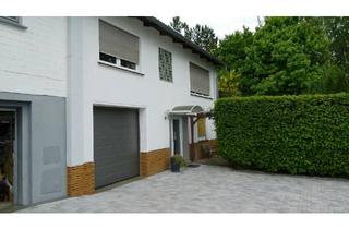 Haus kaufen in 34596 Bad Zwesten, Bad Zwesten - Wohnhaus mit Lagerhallen