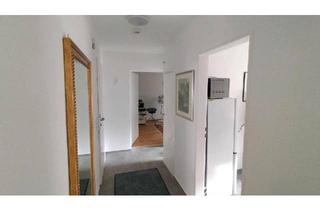 Wohnung kaufen in 73614 Schorndorf, Schorndorf - Helle, sanierte 2Zi. Wohnung Hochparterre mit Balkon