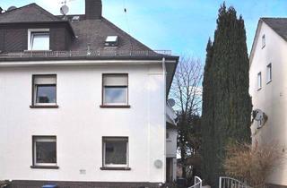 Haus kaufen in 57074 Siegen, Siegen - Mehrparteienhaus in guter Lage von Siegen - 3-fach vermietet