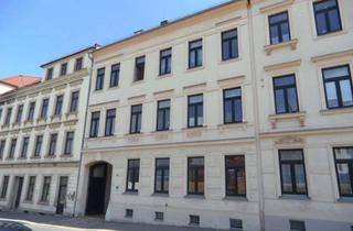 Wohnung kaufen in Spiegelstraße 61, 08056 Zwickau, Bahnhofsvorstadt; Vermietete 2-R-Whg. mit Balkon und Stellplatz! Zentrumsnah!