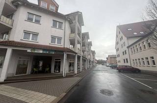 Wohnung kaufen in 36381 Schlüchtern, Eigentumswohnung mit Balkon & TG-Stellplatz – zentrale Lage Schlüchtern