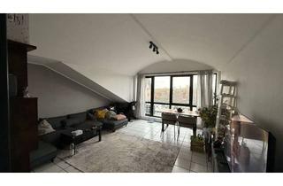 Wohnung mieten in Brücker Mauspfad 564, 51109 Brück, Helle 2-Zimmer Dachgeschosswohnung mit Balkon in Köln-Brück