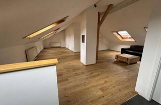 Wohnung mieten in Bahnhofstrasse 34, 69493 Hirschberg, Helle 2-Zimmer Dachgeschosswohnung in Hirschberg-Leutershausen