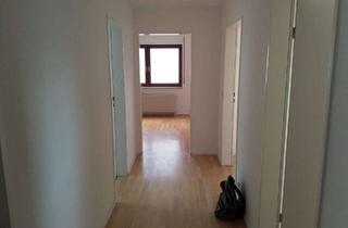 Wohnung mieten in Im Zeiger, 73765 Neuhausen, Gepflegte 3-Zimmer Dachgeschosswohnung in Neuhausen auf den Fildern