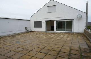 Wohnung mieten in Rommelshauser Str. 34, 70734 Fellbach, Interessante 5 Zimmer Wohnung in Fellbach-Süd