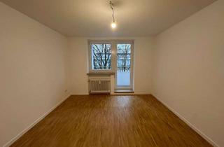 Wohnung mieten in Flurstraße 81, 90765 Ronhof, Moderne 2-Zimmer-Wohnung mit Balkon in Fürth