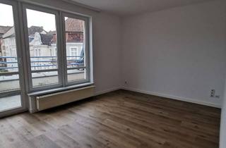 Wohnung mieten in Gubener Str. 38, 15230 Frankfurt, toll gelegene, großzügig geschnittene 2-Raumwohnung mit Balkon und Einbauküche in Park & Citynähe