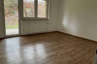 Wohnung mieten in Ginsterweg 12, 36251 Bad Hersfeld, Schöne 3-Zimmer Erdgeschosswohnung mit Balkon zu vermieten