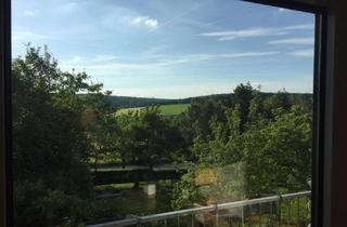 Wohnung mieten in 97271 Kleinrinderfeld, Schöne drei Zimmer Wohnung mit Ausicht und Balkon